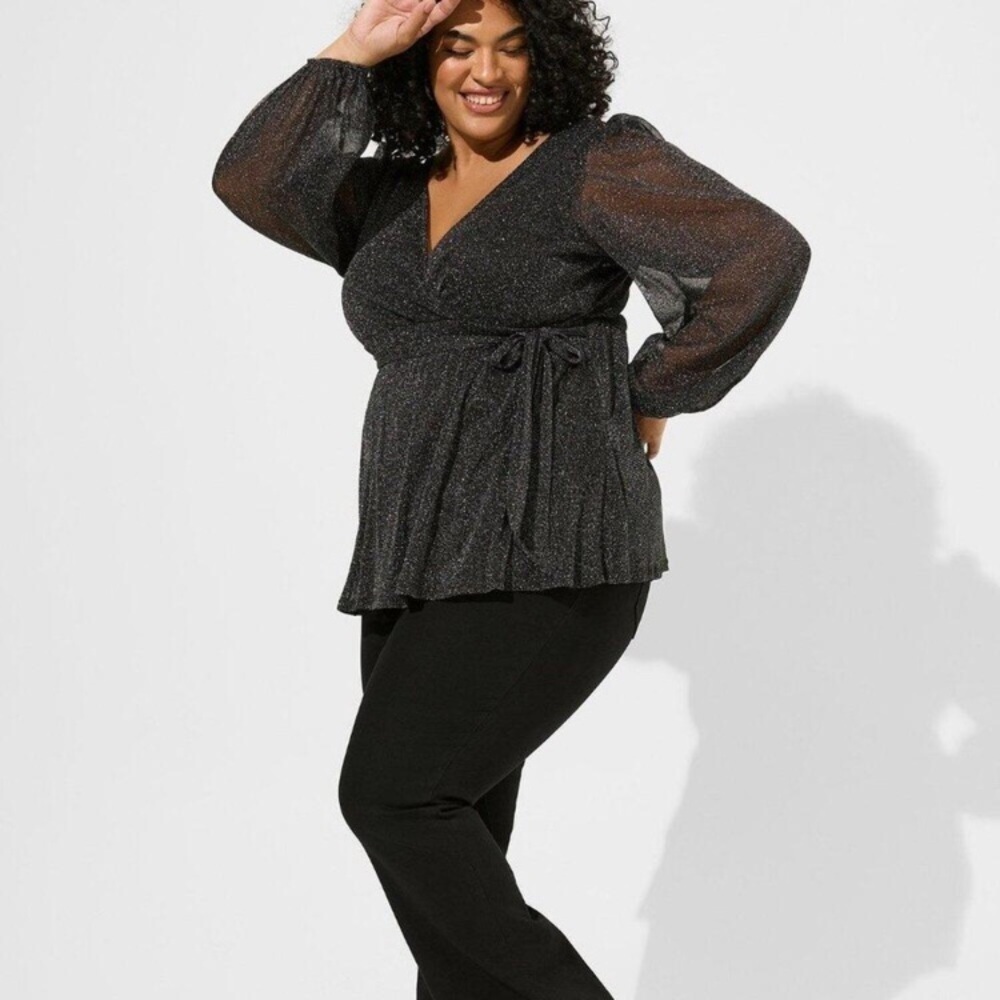 NWT TORRID Lurex Surplice Top in Black Shimmer - Picture 8 of 13